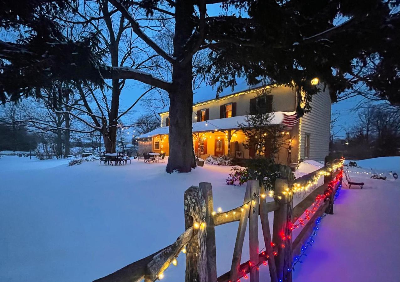 Galvanized America Inn & Art Gallery Doylestown Exterior photo